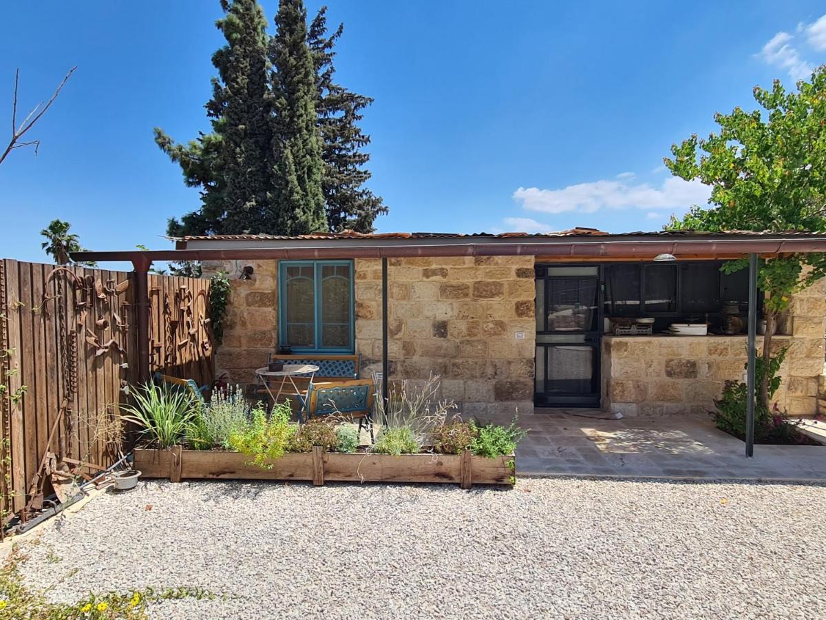 צימר חצר שמואלי - יחידת אירוח זוגית במושב אילניה Dış mekan fotoğraf